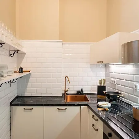 Placa Catalunya V Charming And Exquisite 5bd With Large Balcony Appartamento *